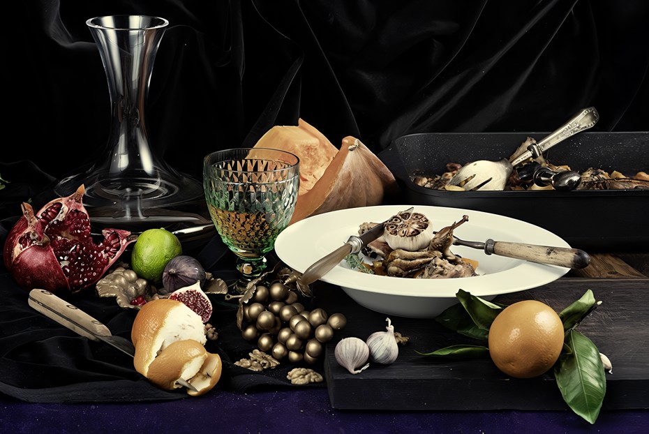 Фото рецепта Кролик с перепелками, тыквой и персиками