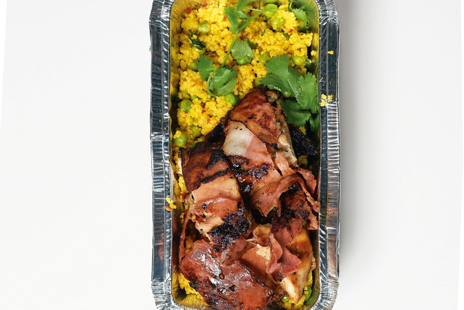 Фото рецепта Курица терияки с гороховым кускусом