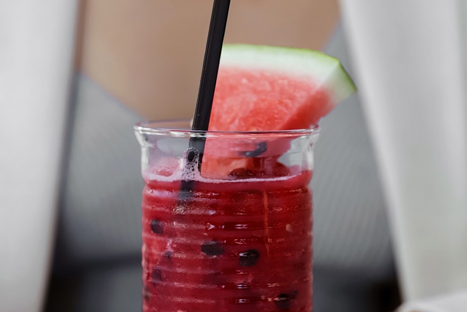 Фото рецепта Лимонад с арбузом и малиной