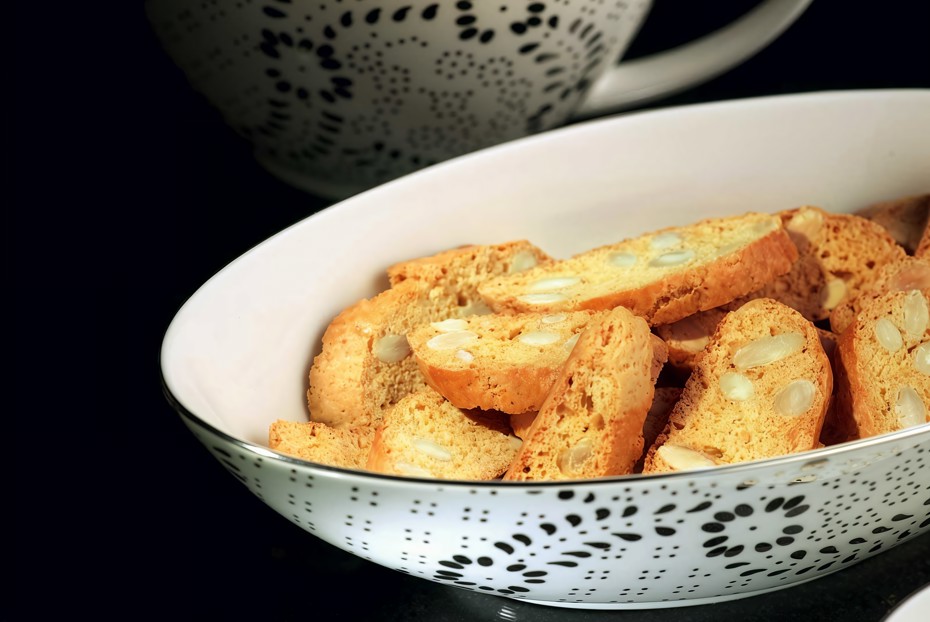 Фото рецепта Лимонные бискотти с миндалем