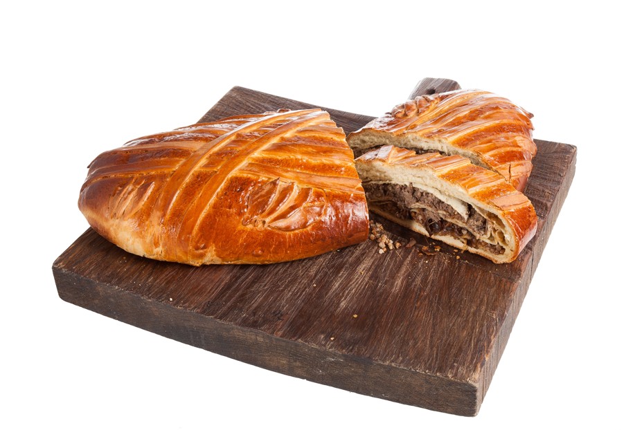 Фото рецепта Мясная кулебяка с грибами и гречкой