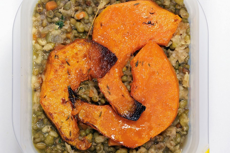 Фото рецепта Печеная тыква с кашей из маша