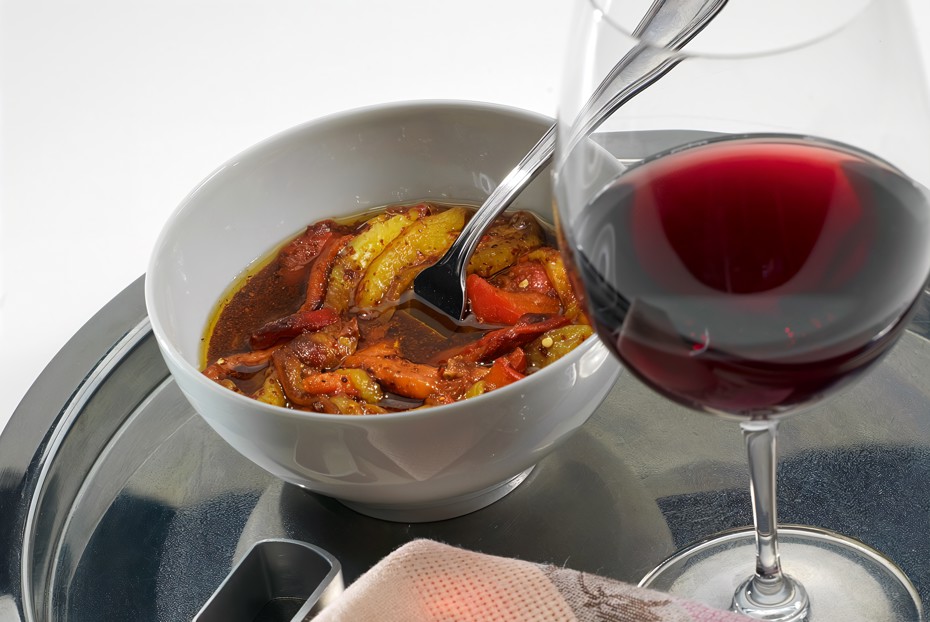 Фото рецепта Салат из печеных перцев