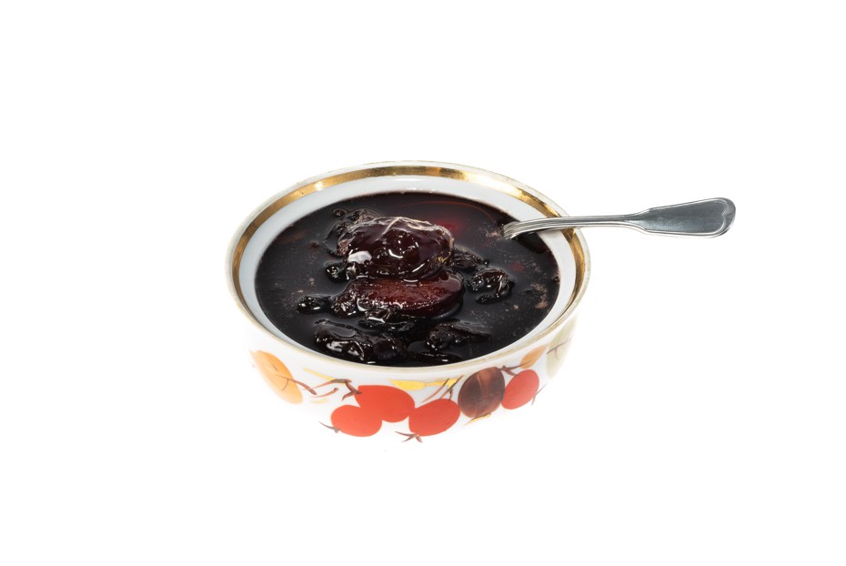 Фото рецепта Сливовое варенье с ромовым изюмом