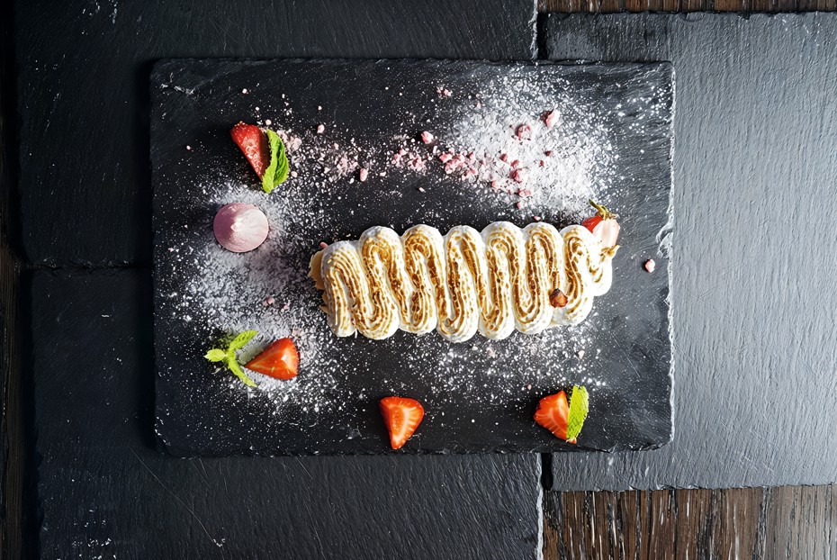 Фото рецепта Торт «Наполеон» на слоеном тесте