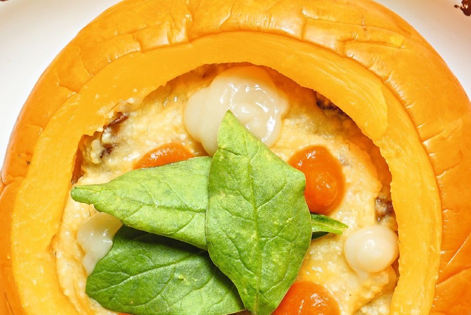 Фото рецепта Тыква с пшеном и лисичками