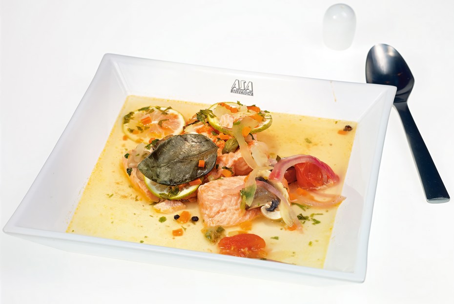 Фото рецепта Уха из лосося