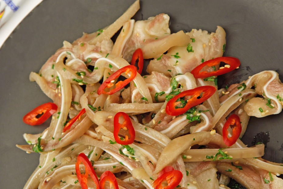 Фото рецепта Закуска из поросячьих ушек