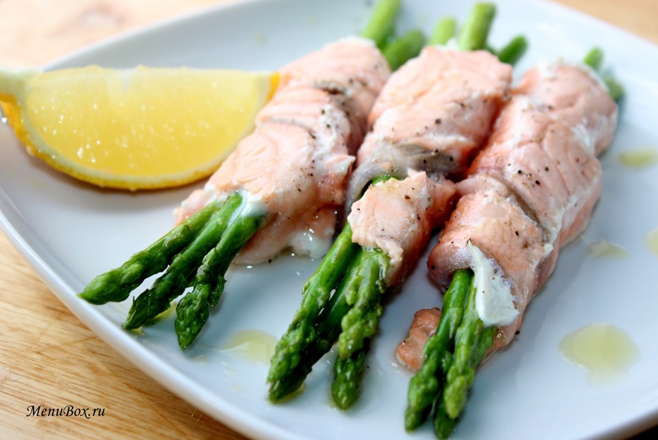 Фото рецепта Закуска из спаржи с лососем