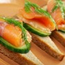 Фотография рецепта Бутерброд с лососем и огурцом автор Ekaterina Gusakova