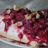 Фотография рецепта Десерт Павлова с малиной и гранолой автор oksana kashina