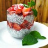 Фотография рецепта Десерт с семенами чиа и клубникой автор ЮЛИЯ ТИМОФЕЕВА