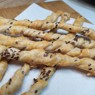 Фотография рецепта Хлебные палочки с сыром и семенами льна автор ЮЛИЯ ТИМОФЕЕВА
