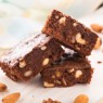 Фотография рецепта Классический брауни с темным шоколадом и орехами автор Арина Курбанова
