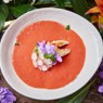 Фотография рецепта Рыжии гаспачо с крабом и страчателлои автор Еда