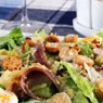 Фотография рецепта Салат Цезарь с курицей и анчоусами автор Саша Давыденко