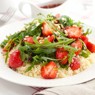 Фотография рецепта Салат из клубники кускуса рукколы и феты автор Елизавета