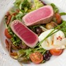 Фотография рецепта Салат нисуаз со свежим тунцом и яйцом пашот автор Elya Livinskaya