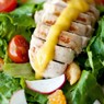 Фотография рецепта Салат с куриной грудкой и манговой заправкой автор Евгения Кукоба