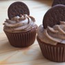 Фотография рецепта Шоколадные капкейки с печеньем и маскарпоне автор Daria Gornovykh