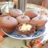 Фотография рецепта Шоколадные маффины с заварным кремом автор Наталья Бобоедова