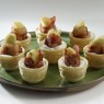Фотография рецепта Тарталетки с копченым беконом и зеленым яблоком автор Еда