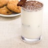 Фотография рецепта Ванильный милкшейк с шоколадным печеньем автор Masha Potashova