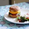 Фотография рецепта Вегетарианский бургер из нута с соусом из йогурта автор Maria Katkova