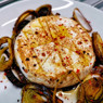 Фотография рецепта Запеченный камамбер с жареным луком автор Лоскутова Марианна