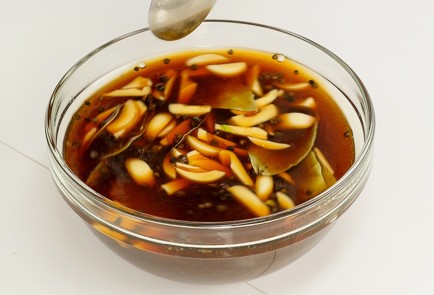 Фото шага рецепта Курица пофилиппински адобо 93189 шаг 3