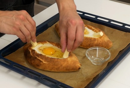 Фото шага рецепта Аджарские хачапури 31243 шаг 10  