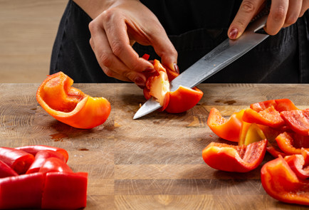 Фото шага рецепта Аджика на зиму 190416 шаг 3  