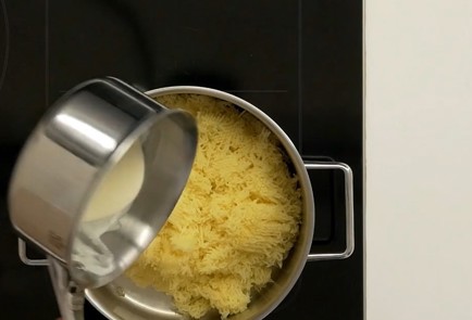 Фото шага рецепта Сырное картофельное пюре алиго 137409 шаг 7  