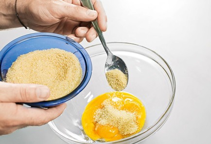 Фото шага рецепта Американские панкейки с корицей 31193 шаг 1  