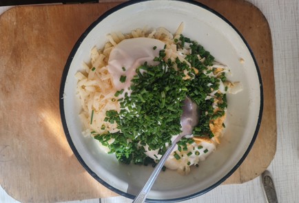 Фото шага рецепта Курица в духовке под сырной шапочкой 189724 шаг 5  