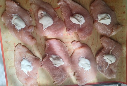 Фото шага рецепта Курица в духовке под сырной шапочкой 189724 шаг 7  