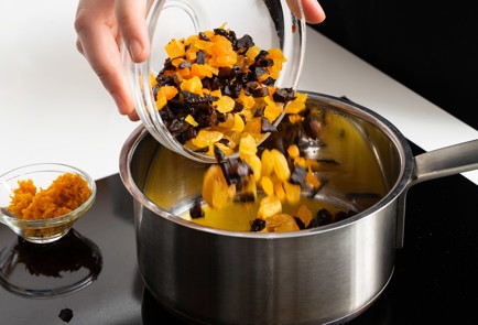 Фото шага рецепта Аранчини из булгура с сухофруктами 140876 шаг 4  