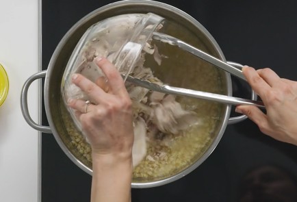 Фото шага рецепта Ариса с курицей 152542 шаг 8  