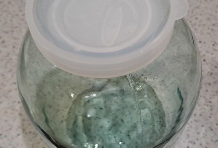 Фото шага рецепта Ароматные помидоры покорейски с зеленым базиликом и петрушкой 186958 шаг 11  