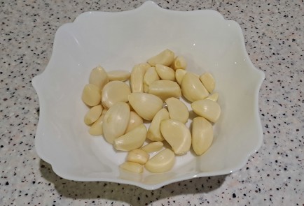 Фото шага рецепта Ароматные помидоры покорейски с зеленым базиликом и петрушкой 186958 шаг 3  