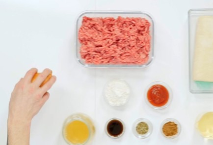 Фото шага рецепта Австралийский мясной пирог 80702 шаг 1  