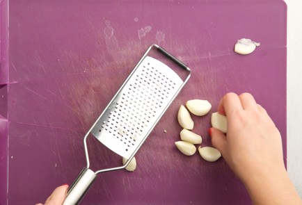 Фото шага рецепта Айоли 52941 шаг 1  