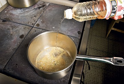 Фото шага рецепта Азиатский салат из говядины с кунжутной заправкой 18596 шаг 2  