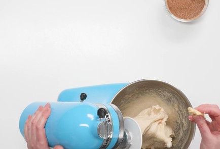 Фото шага рецепта Бабка с сахаром и корицей 153001 шаг 3  