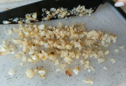 Фото шага рецепта Багет с чесноком и сыром 189486 шаг 3  