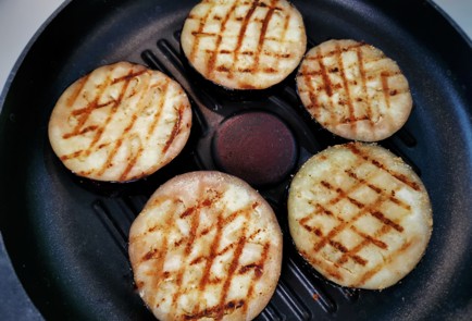 Фото шага рецепта Баклажановый сэндвич с авокадо 151107 шаг 12  