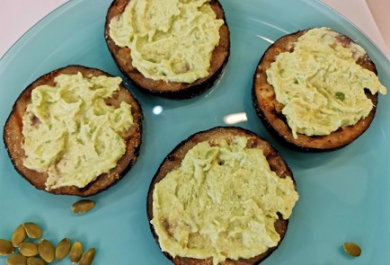 Фото шага рецепта Баклажановый сэндвич с авокадо 151107 шаг 16  