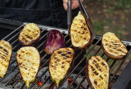 Фото шага рецепта Баклажаны на мангале 174101 шаг 7  