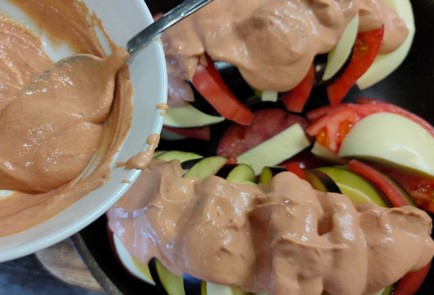 Фото шага рецепта Баклажаны с помидором и сыром запеченные в духовке 176363 шаг 10  