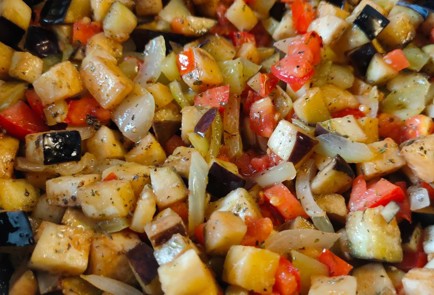 Фото шага рецепта Баклажаны тушенные с овощами 186990 шаг 15  